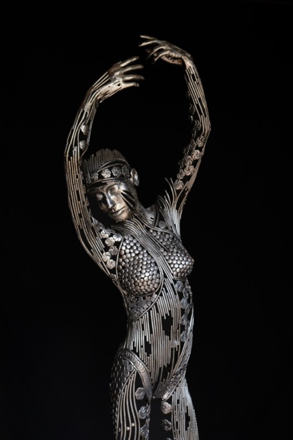#4 - Baila - Scultpture Metal
