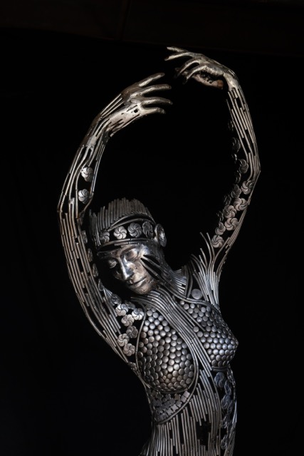#5 - Baila - Scultpture Metal