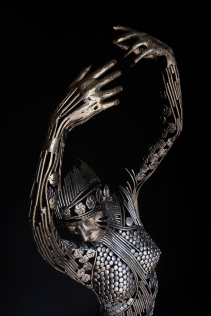 #8 - Baila - Scultpture Metal