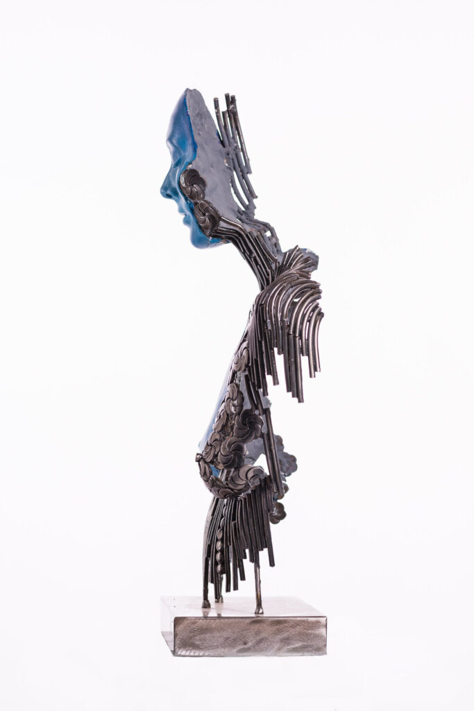 Lola Blue - 7 - Phils-Sculteur