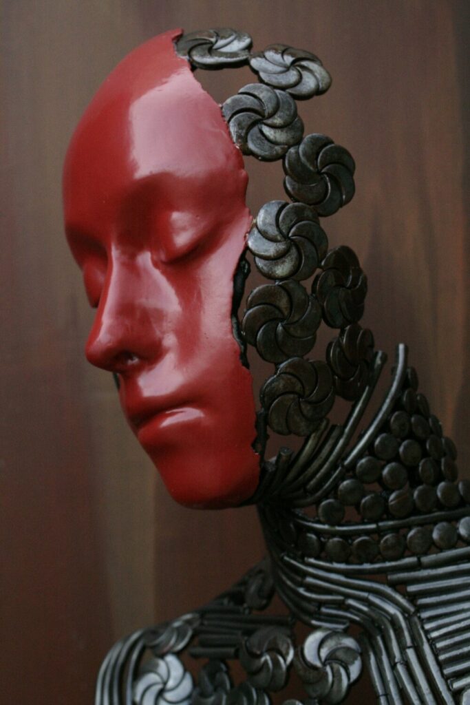 Madame Red - 4 - Phils-Sculteur
